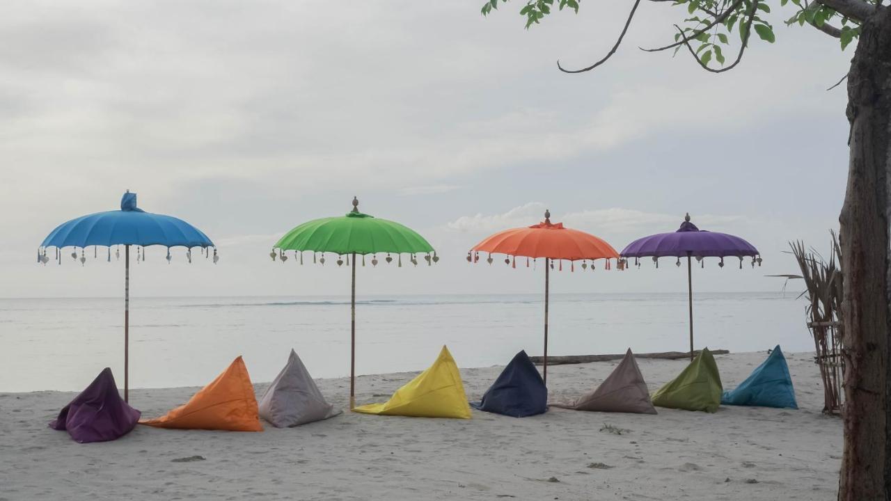 Costa Beach Resort & Club Waingapu Bagian luar foto
