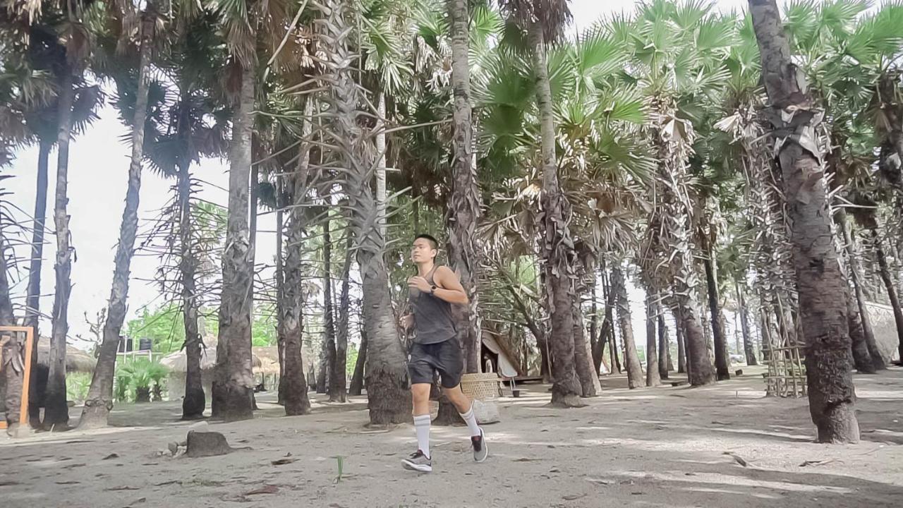 Costa Beach Resort & Club Waingapu Bagian luar foto